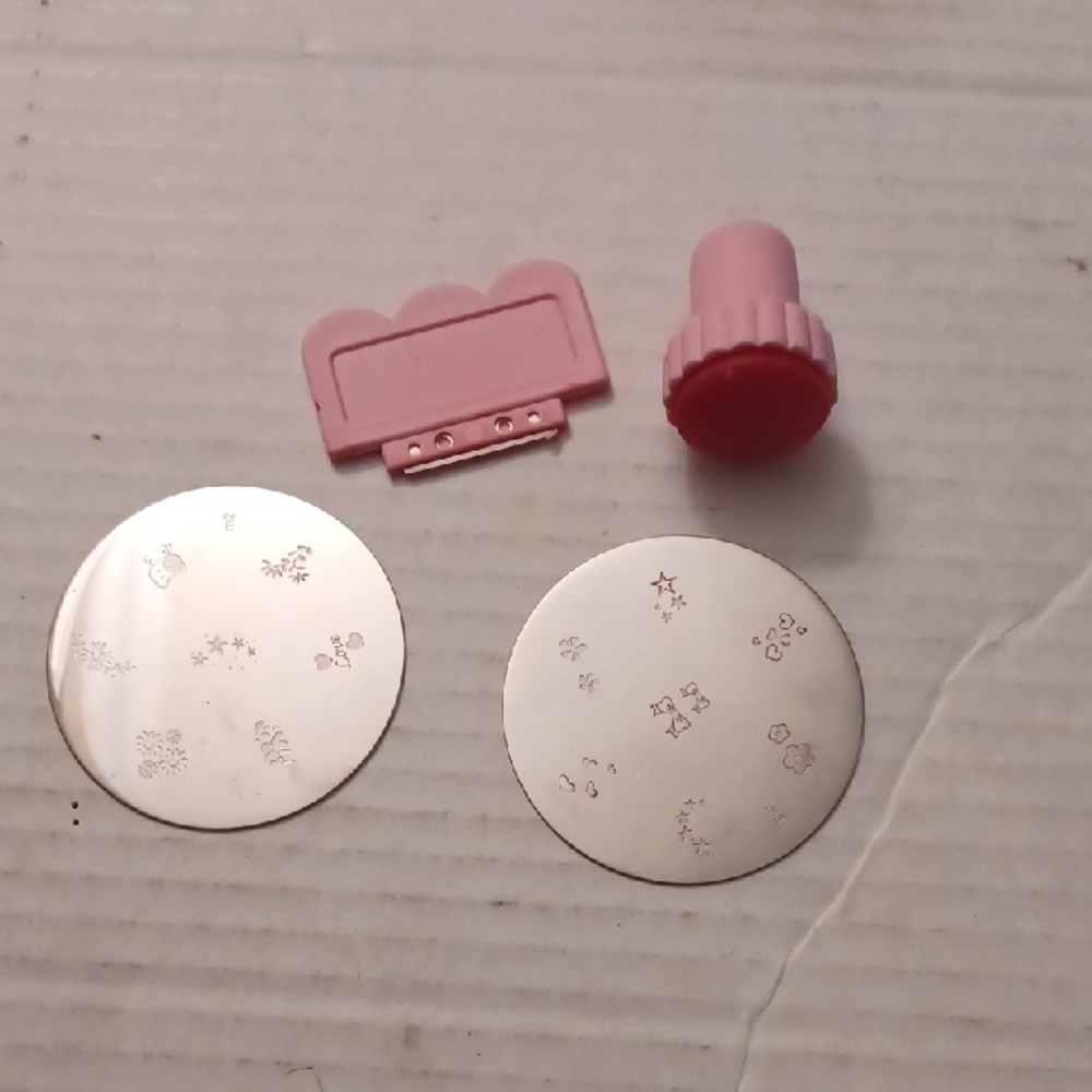 4/$30 Nail Art Stamping Kit